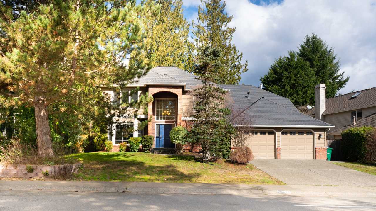 23516 Northeast 22nd Street