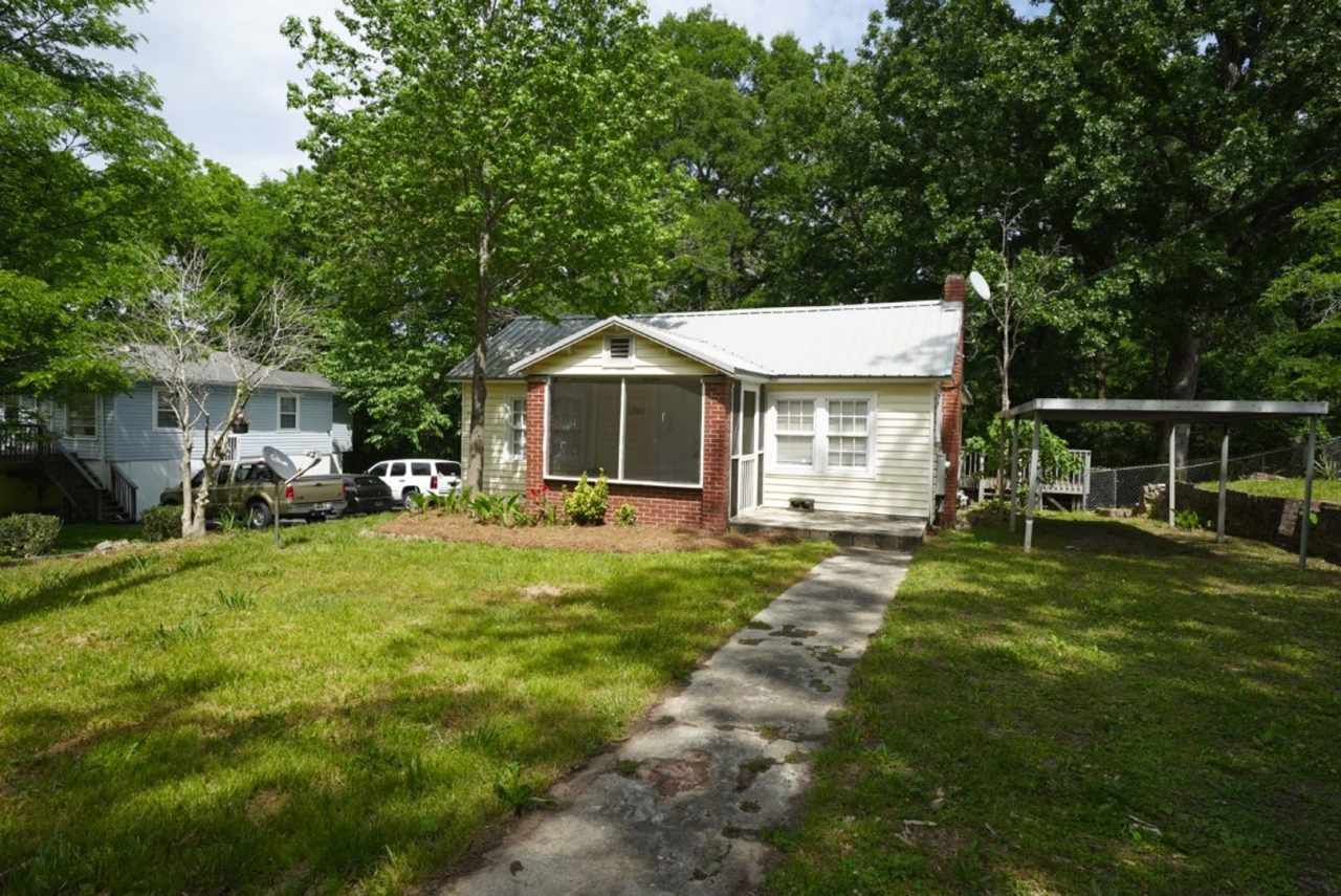 Cozy 2BR Home in Forestdale – Freshly Updated  Fenced Yard!