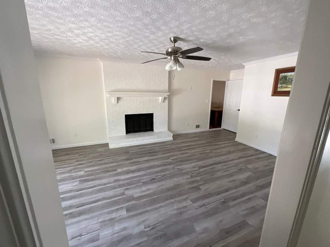 Spacious 4BR Duplex in Riverdale