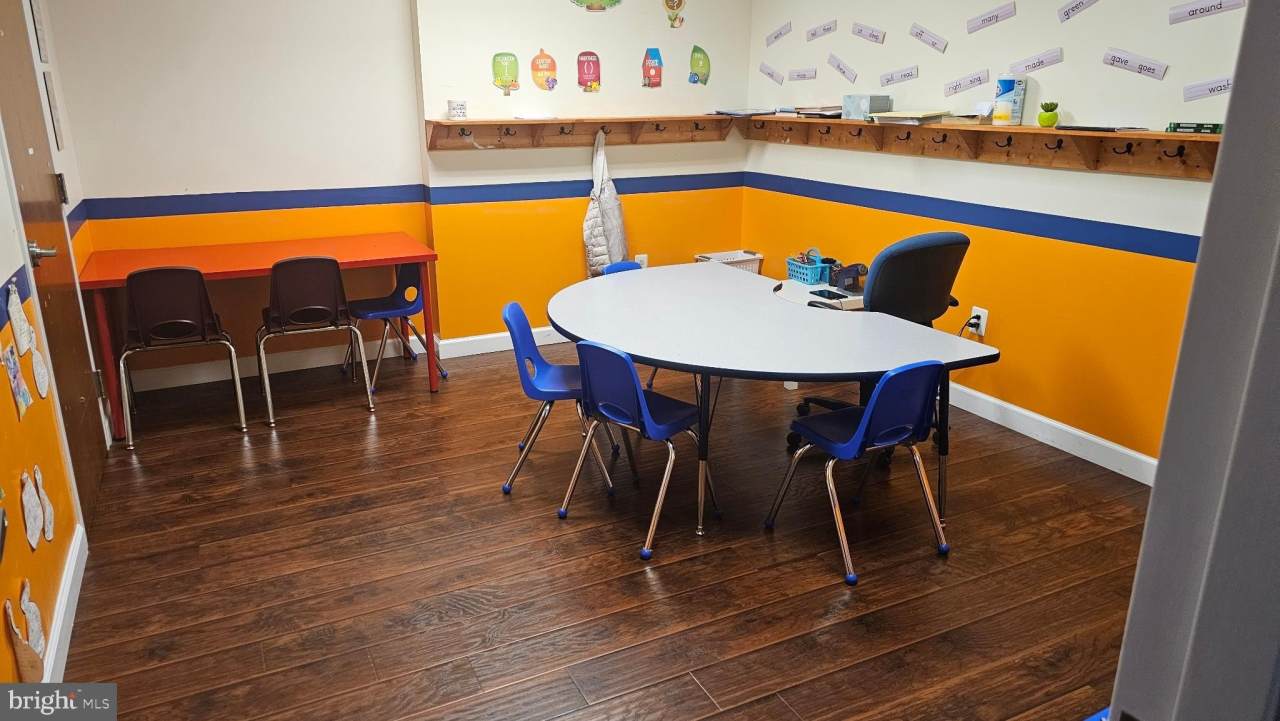 43130 AMBERWOOD PLZ unit: 160