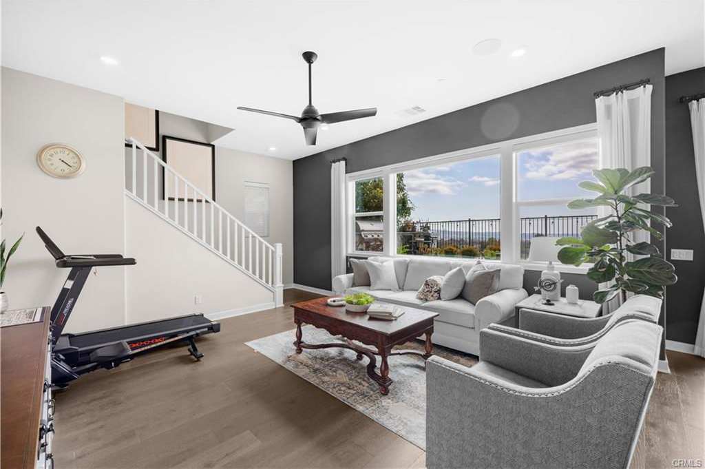 545 Serrano Summit Drive