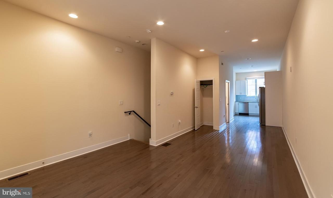 1775 FRANKFORD Avenue unit: 3