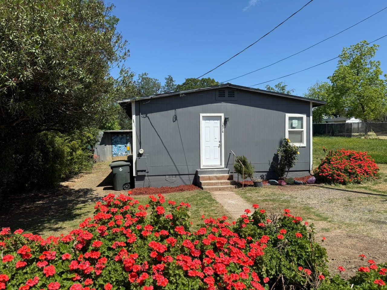 Ready Now! Newly Painted and Brand New Appliances