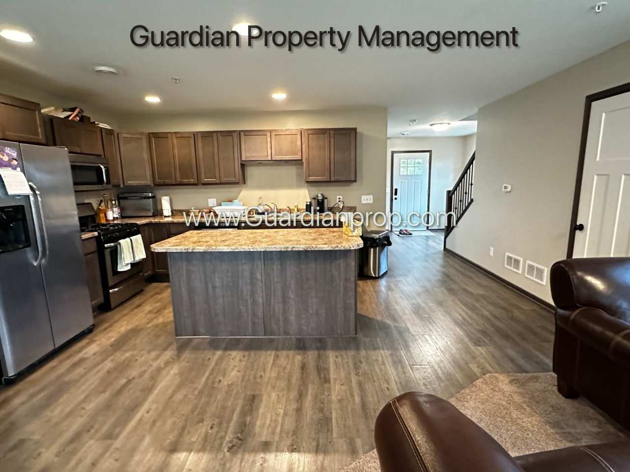 Lakeville Corner Unit, Walk out Patio, 2 Car Garage, W/D on Upper Level, 2.5 Baths