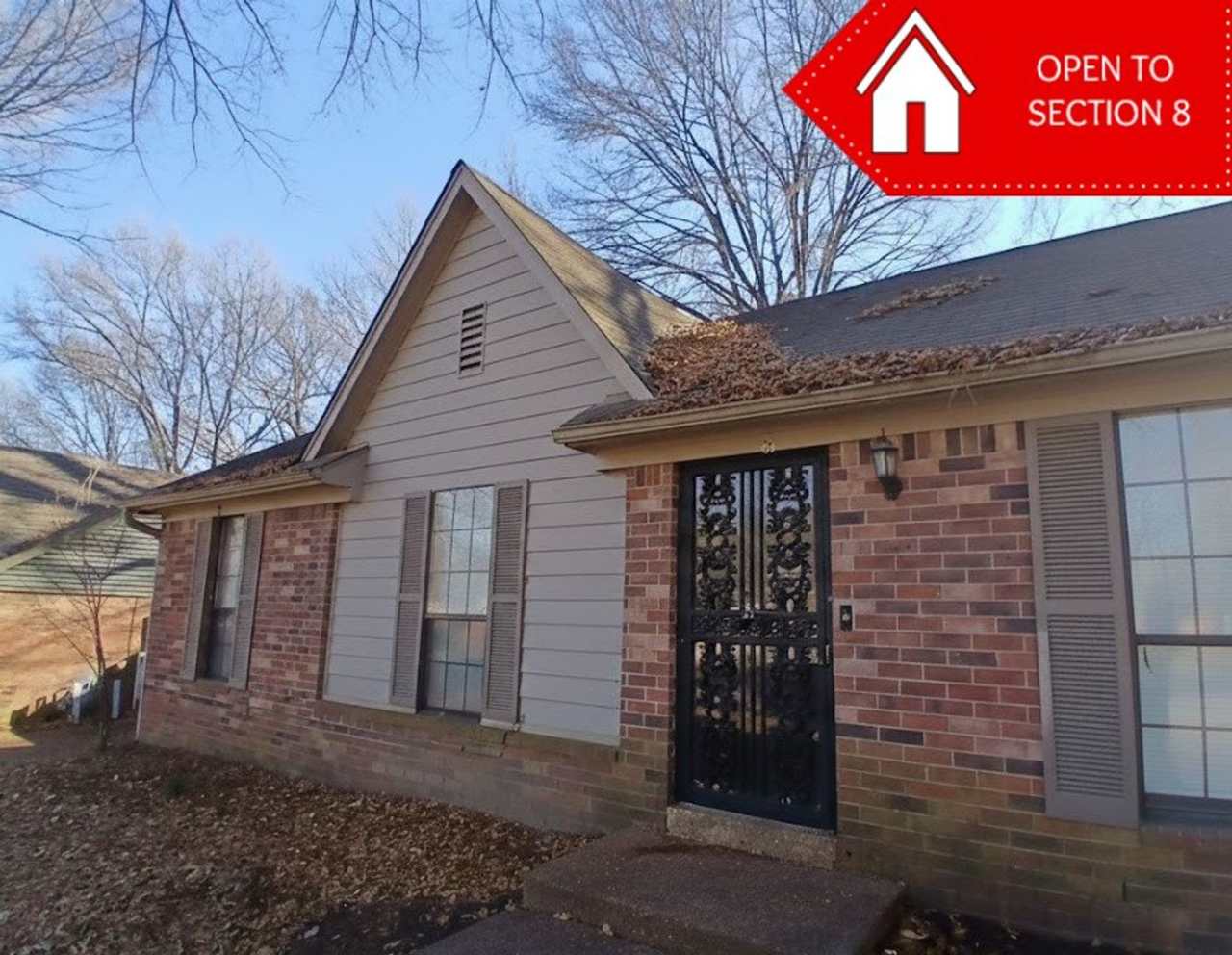 Spacious Home on Quiet Street - Open To Section 8