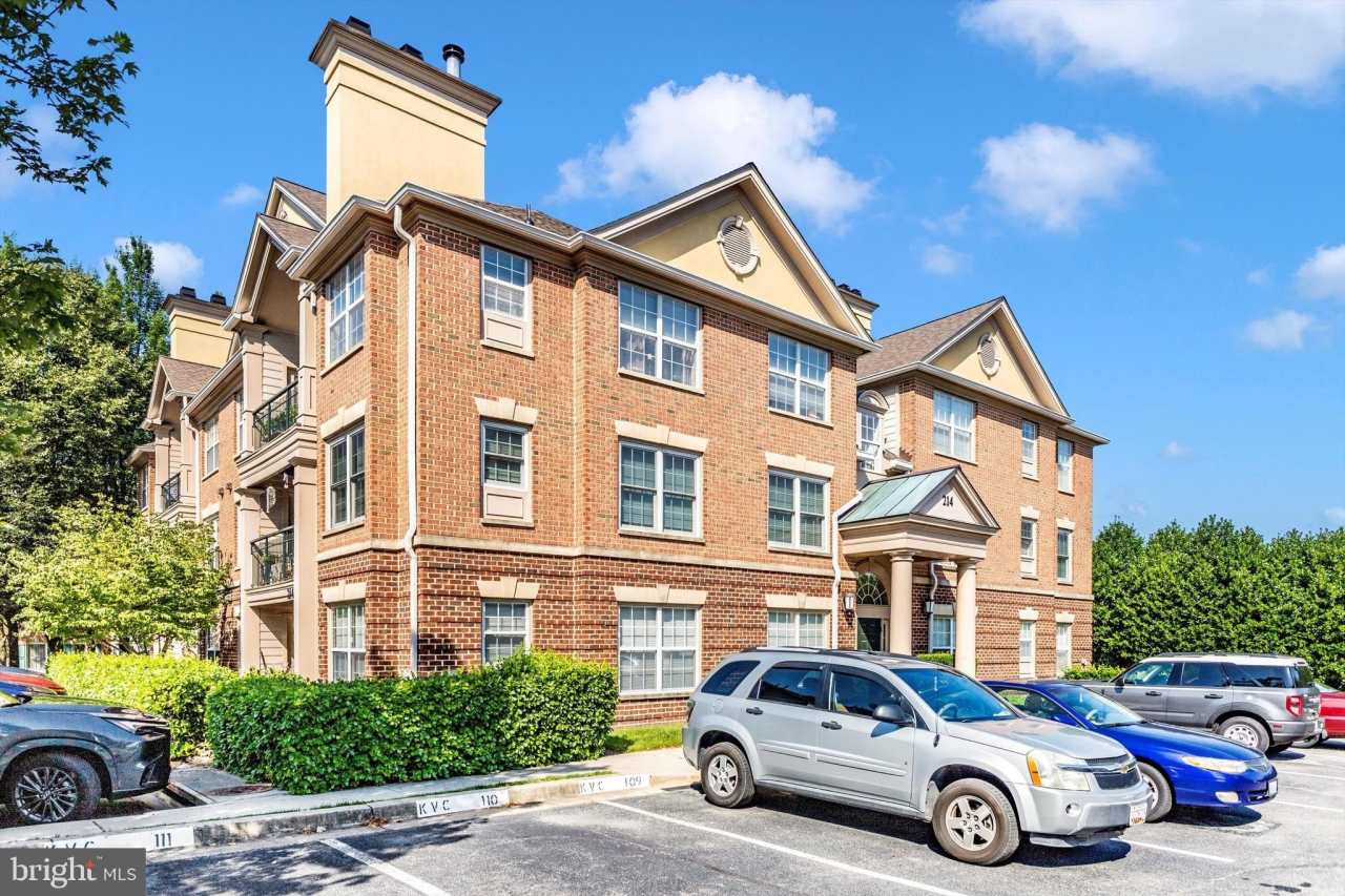 214 RIDGEPOINT Place unit: 24