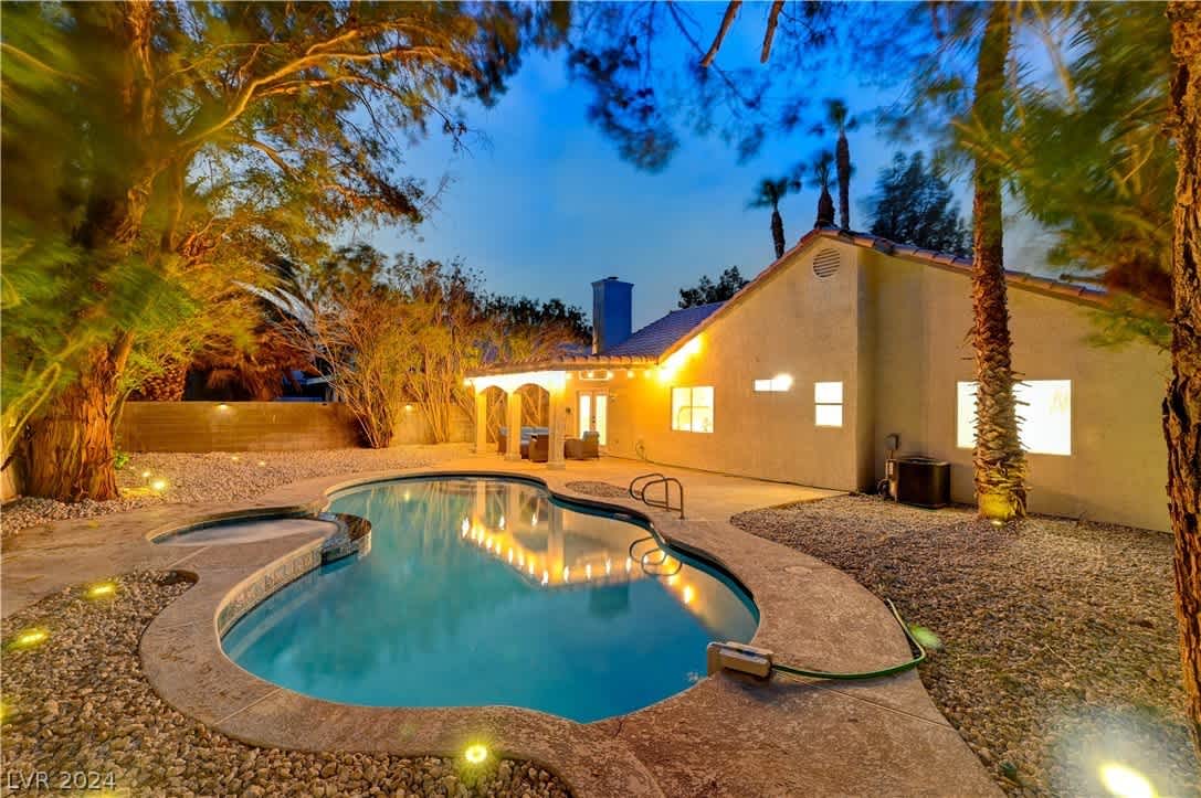 4442 Rolls Royce Road