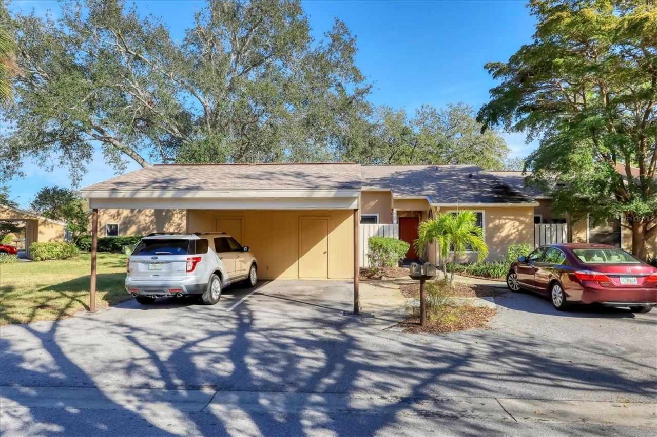 3336 TALLYWOOD COURT