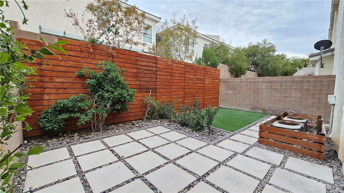 266 Echo Dell Court