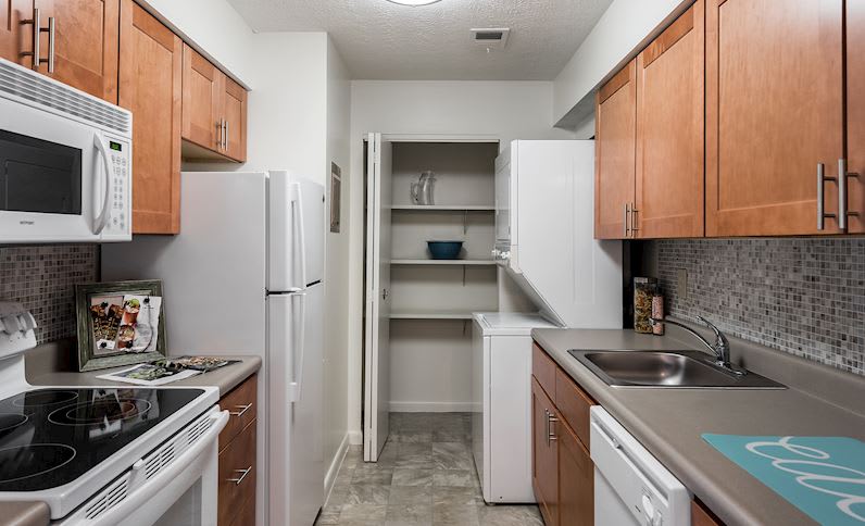 Pikeview Manor Apartments