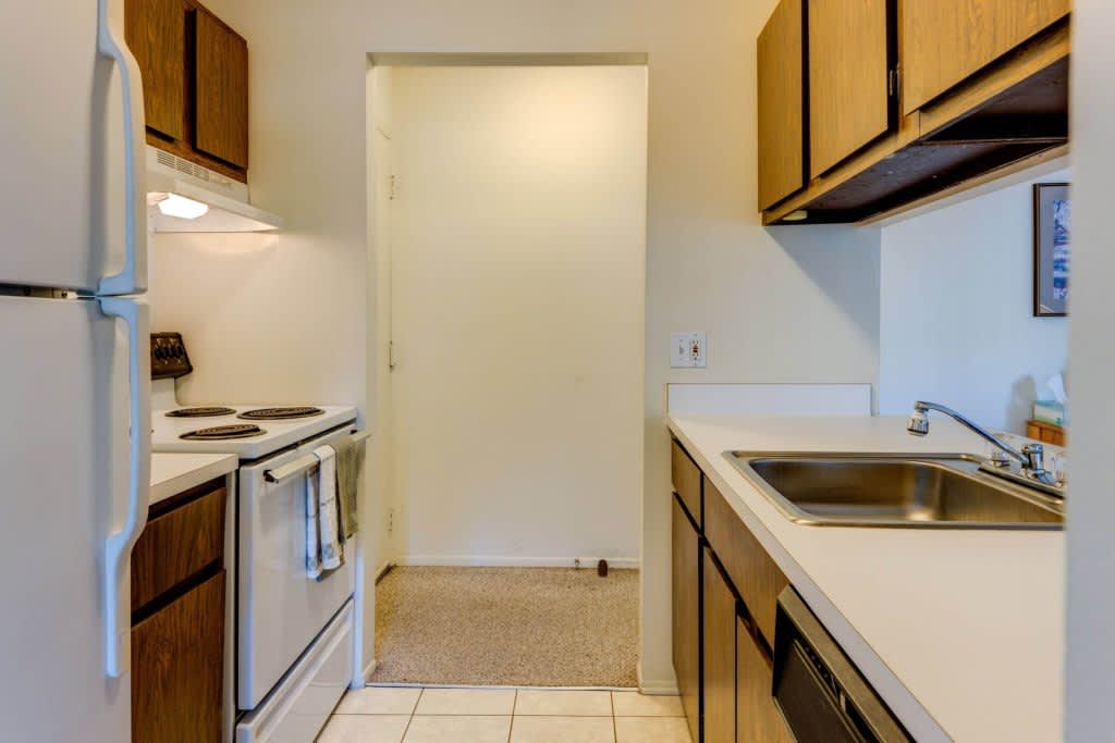Laketree Apartments
