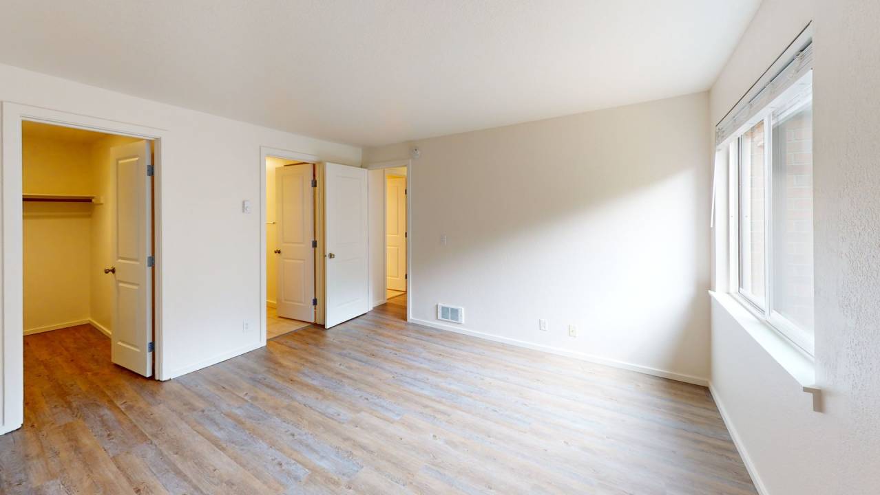 Parkridge Apartments