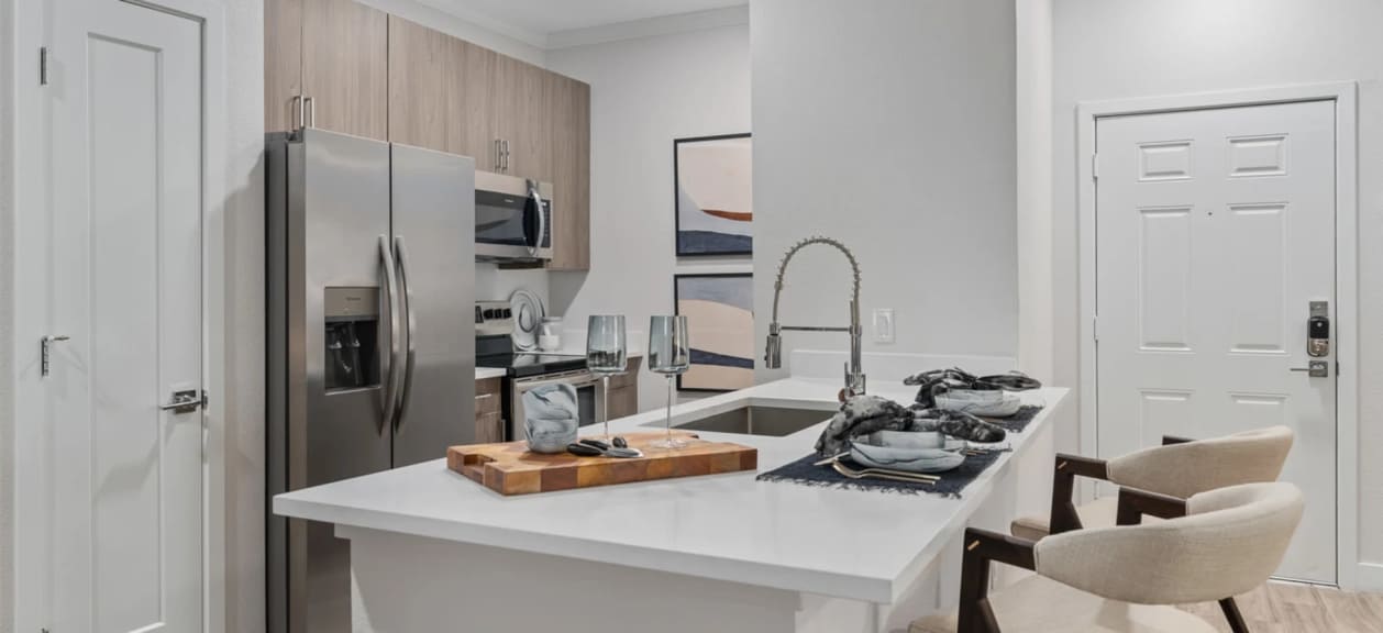 Azul at Spectrum by Mark-Taylor