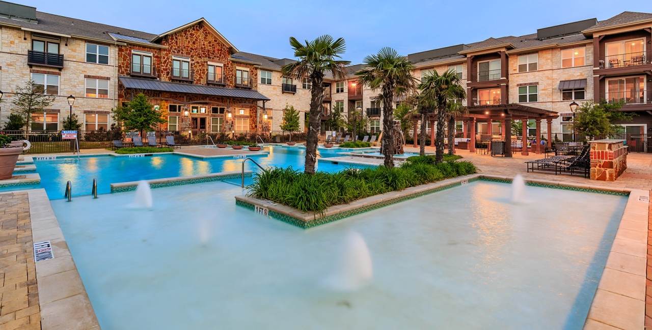 Villas of Chapel Creek