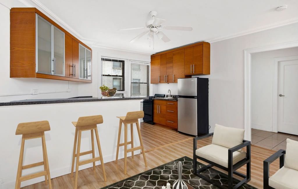 2756 North Pine Grove