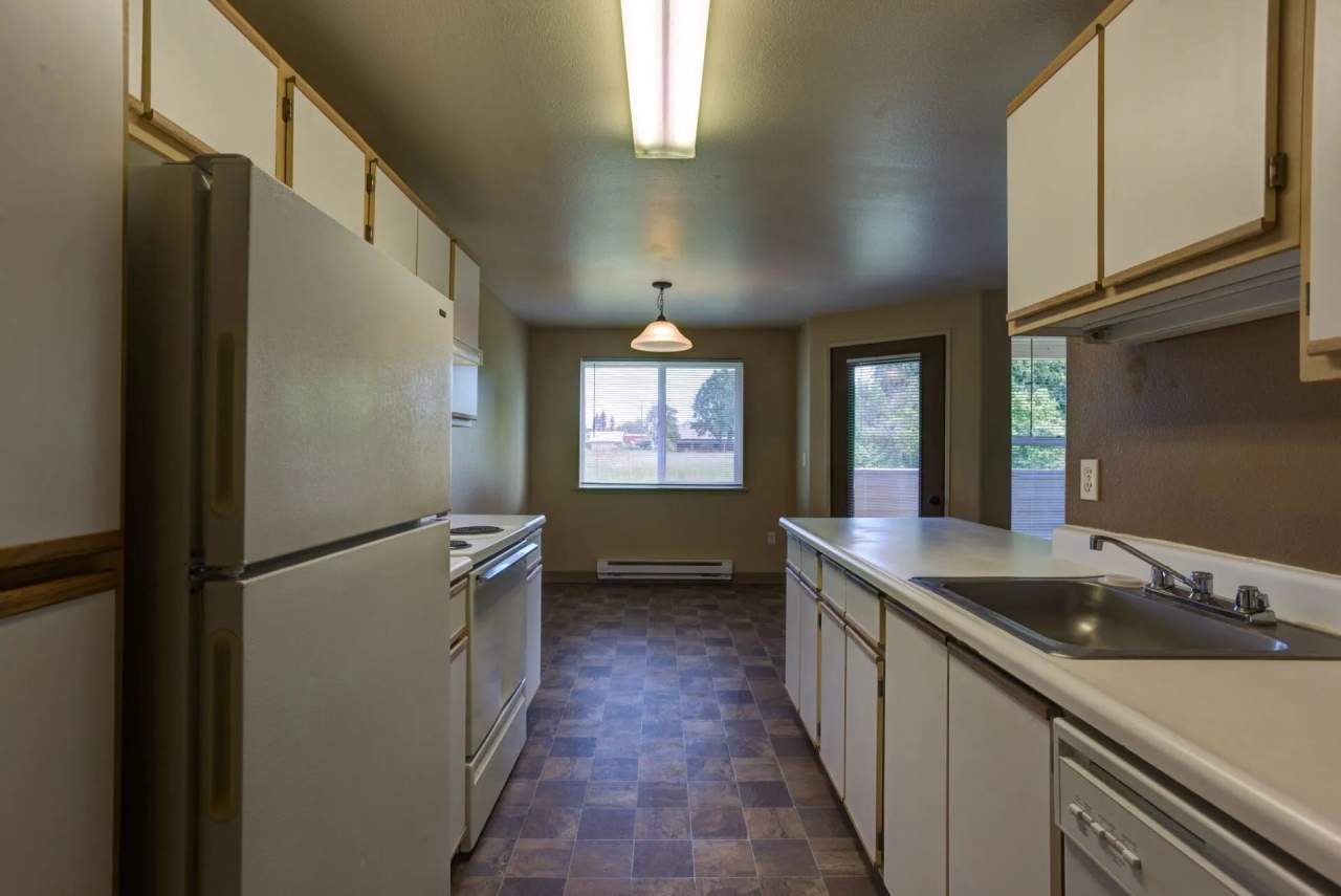 Creekside Apartments