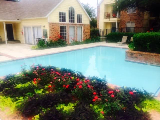 Raintree Apartment Homes