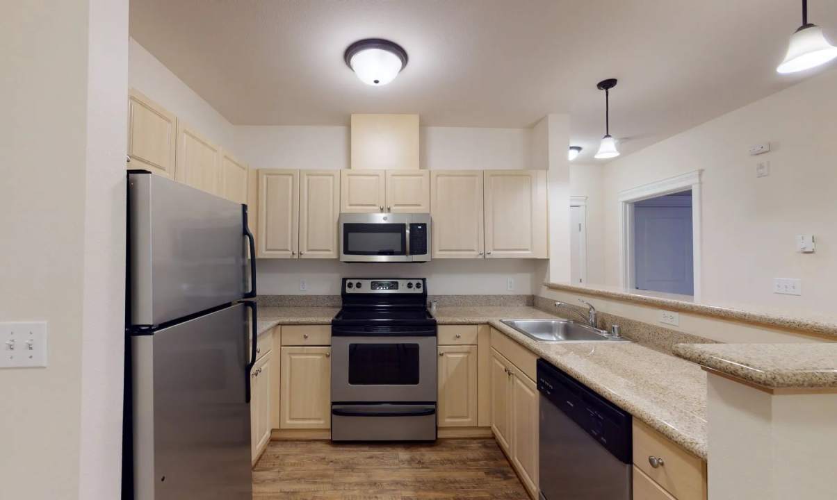 Trinity 43rd Apartments