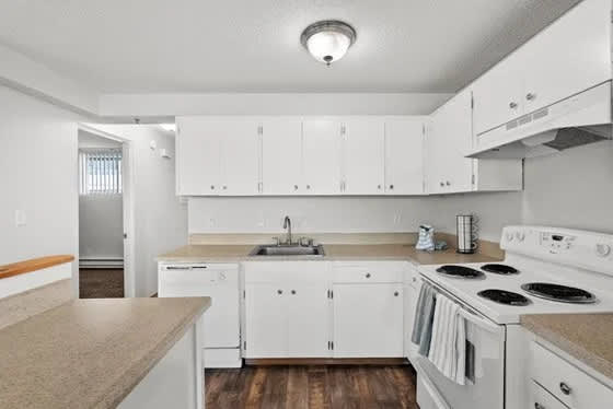 Miramar View Apartments