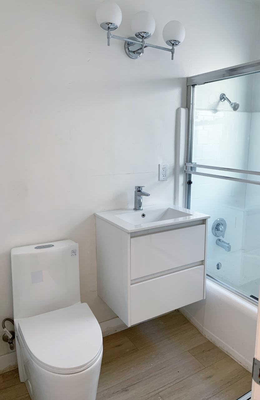 Venice Adjacent Apartments