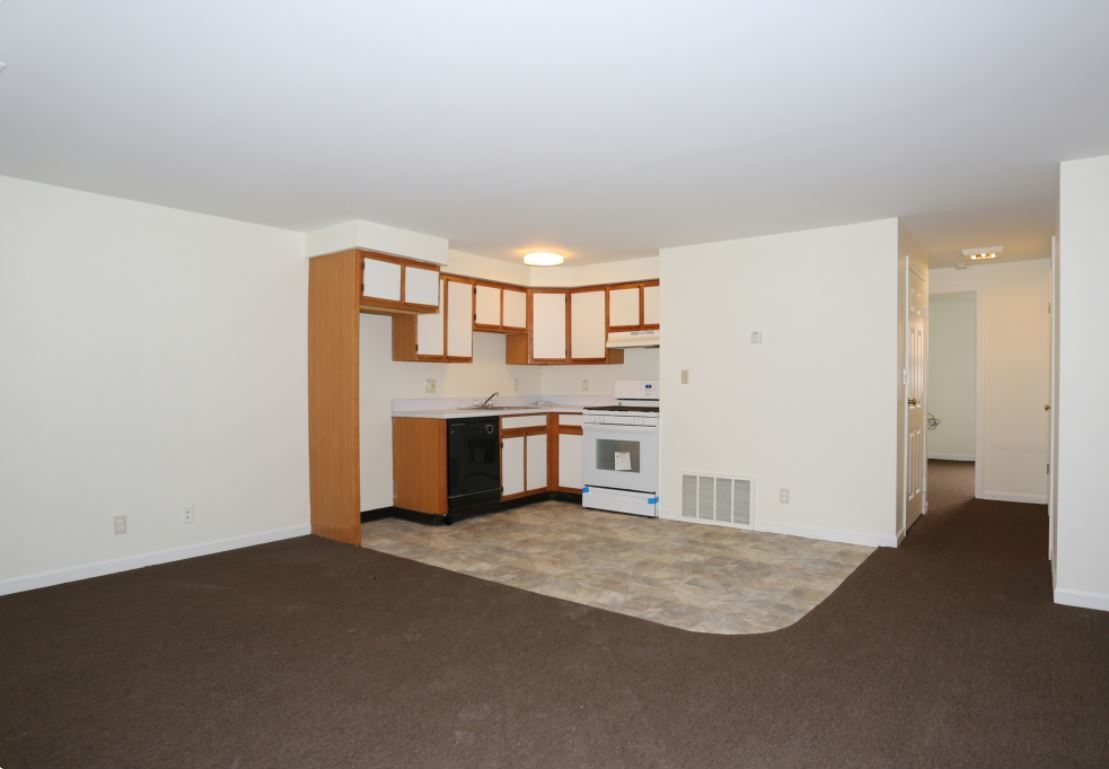 Manhattan Square Apartments