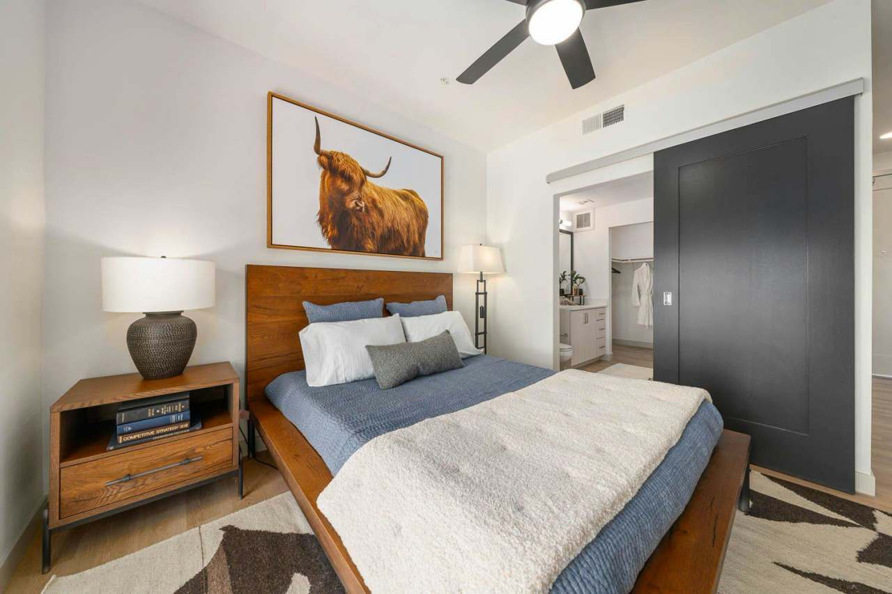 Quintana at Cooley Station