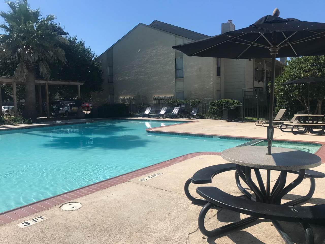 Colonies Landing Apartments