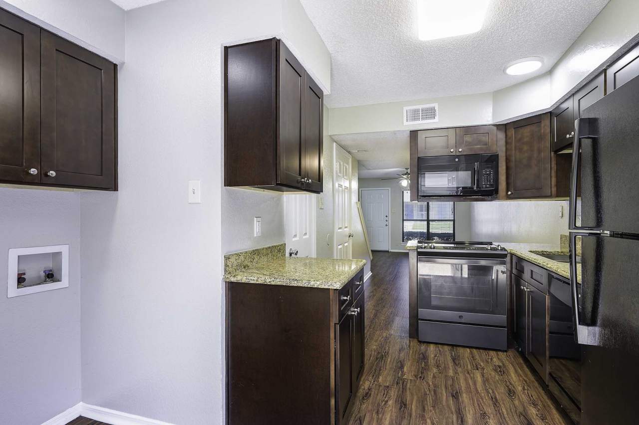 Parkwood Plaza Townhomes