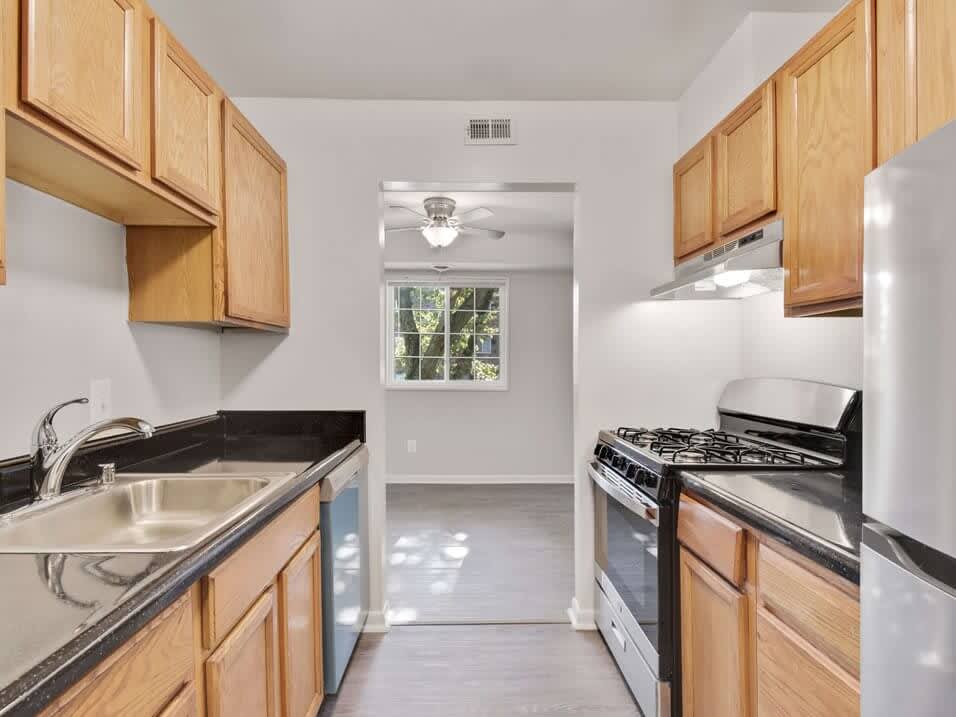 Dunhill South Apartments