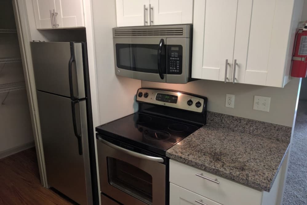 Goldelm at Metropolitan Apartments