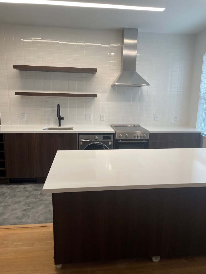 Serenade Apartments Image 1