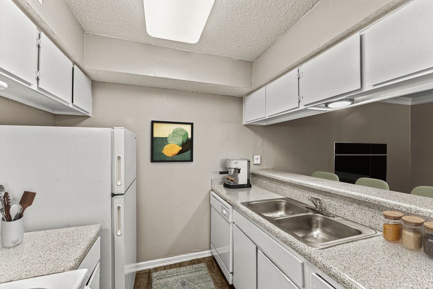 5636 Apartment Homes Image 23