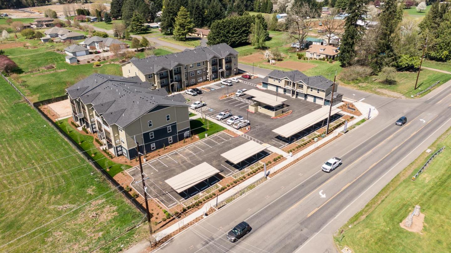 The Jax Apartments Image 8