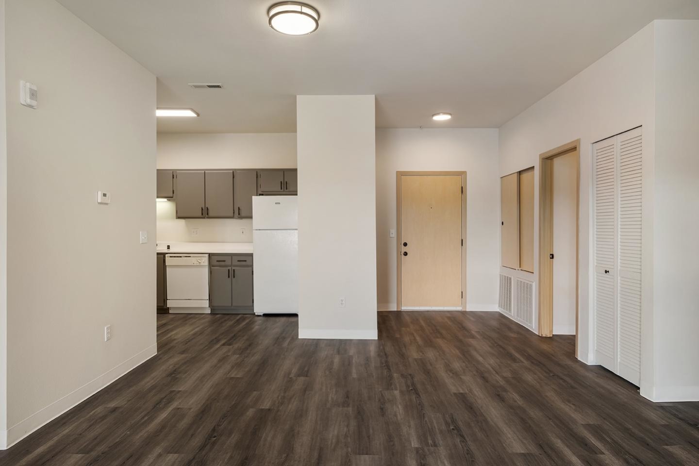 Shoreline Village Apartment Homes Image 48
