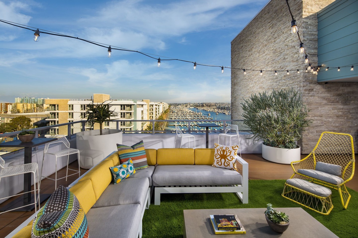 Neptune Marina Apartments Image 17