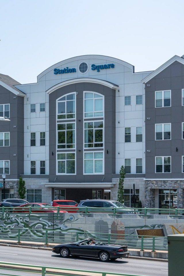 Station Square Image 26