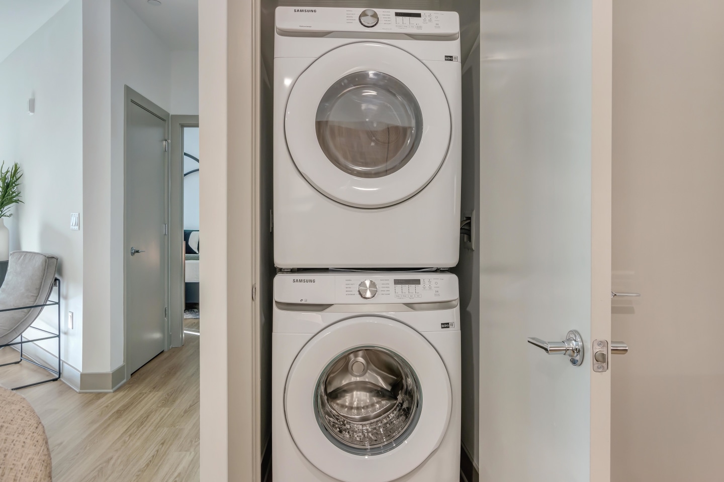 Modera Woodbridge Image 14