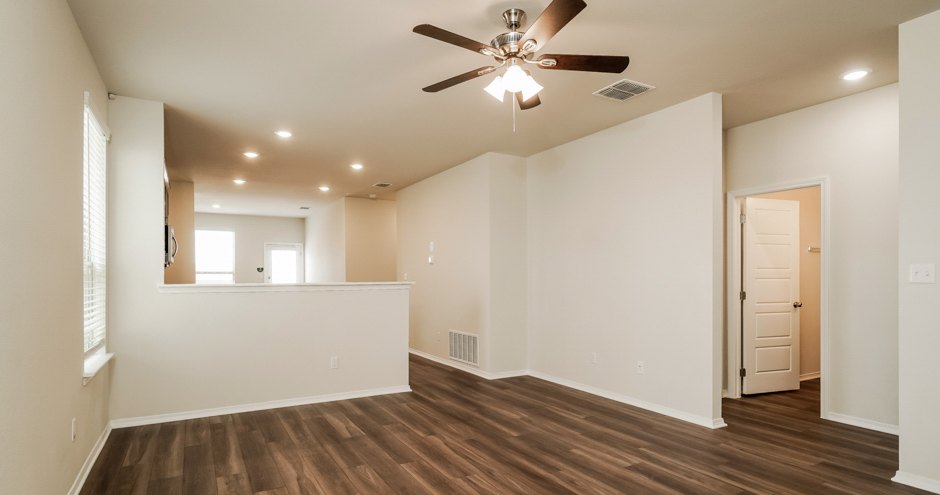 Sunset Oaks Image 19