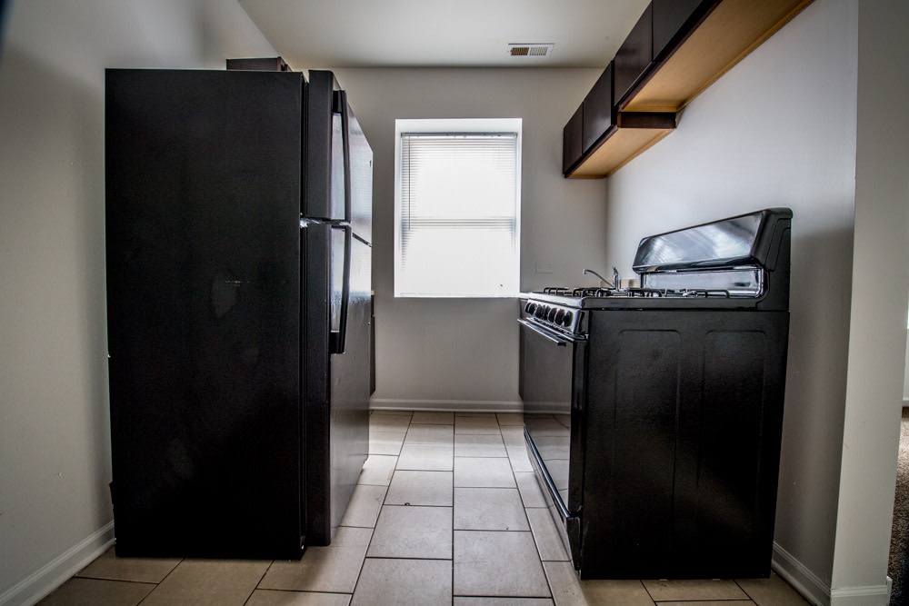 1101 N LeClaire Ave Image 6