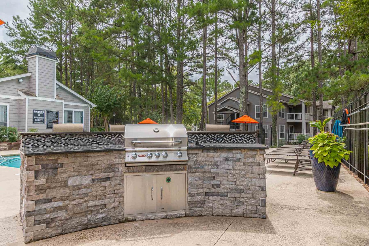 Balmoral Village Image 35