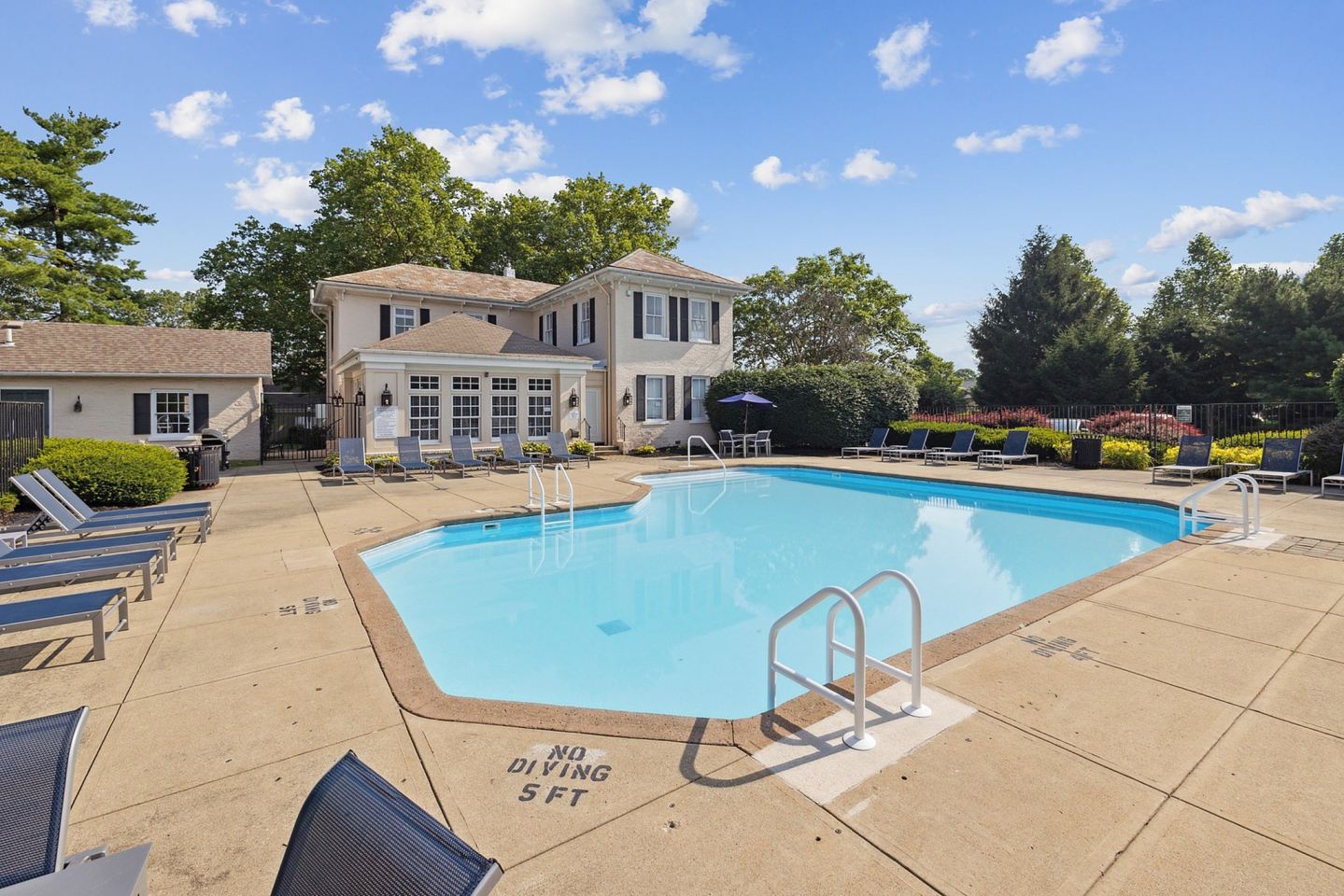 The Residence at Turnberry Apartment Homes Image 23