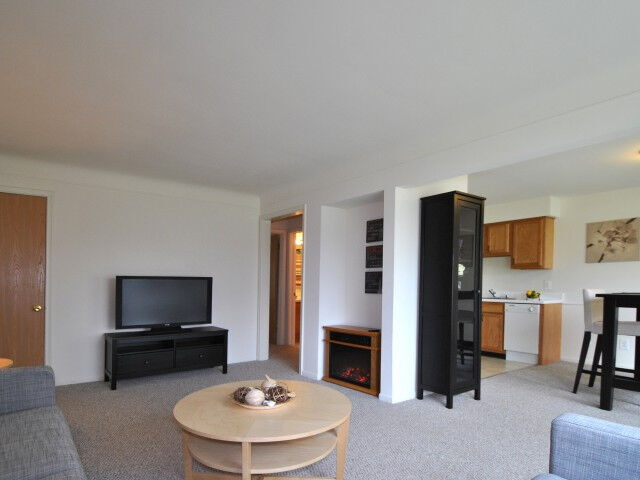 River Oaks Image 6