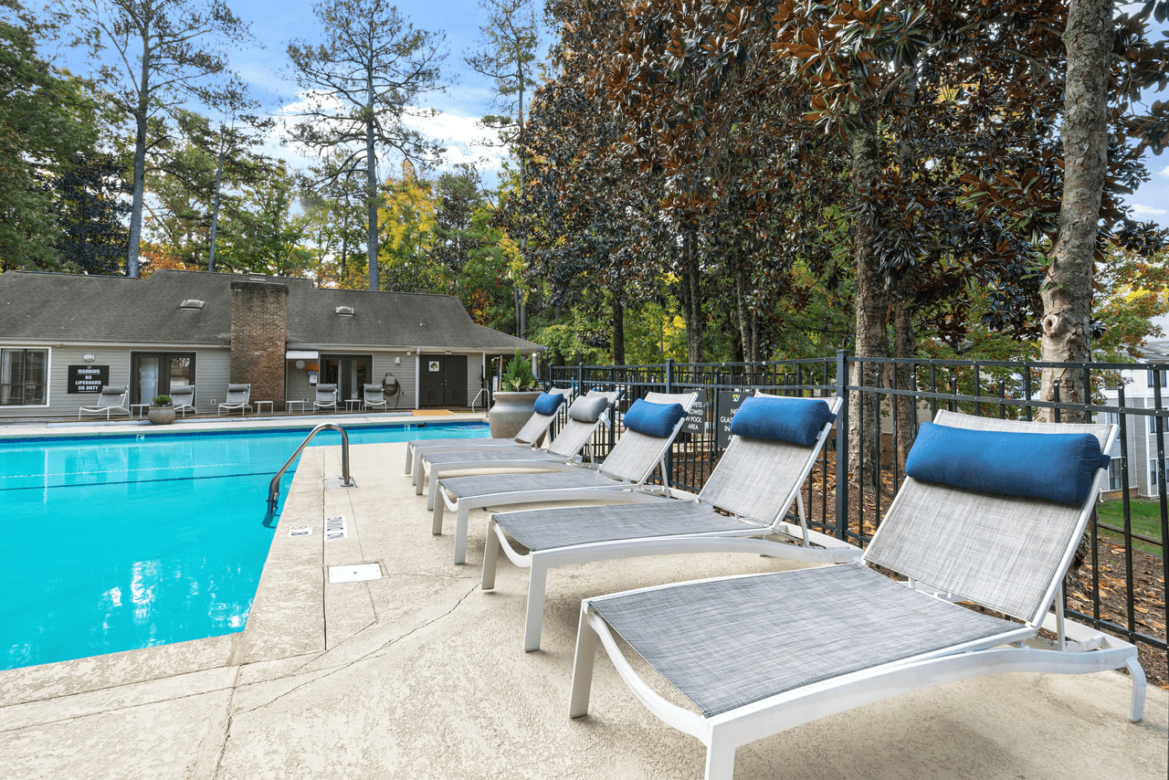 Oak Hollow Apartments Image 11