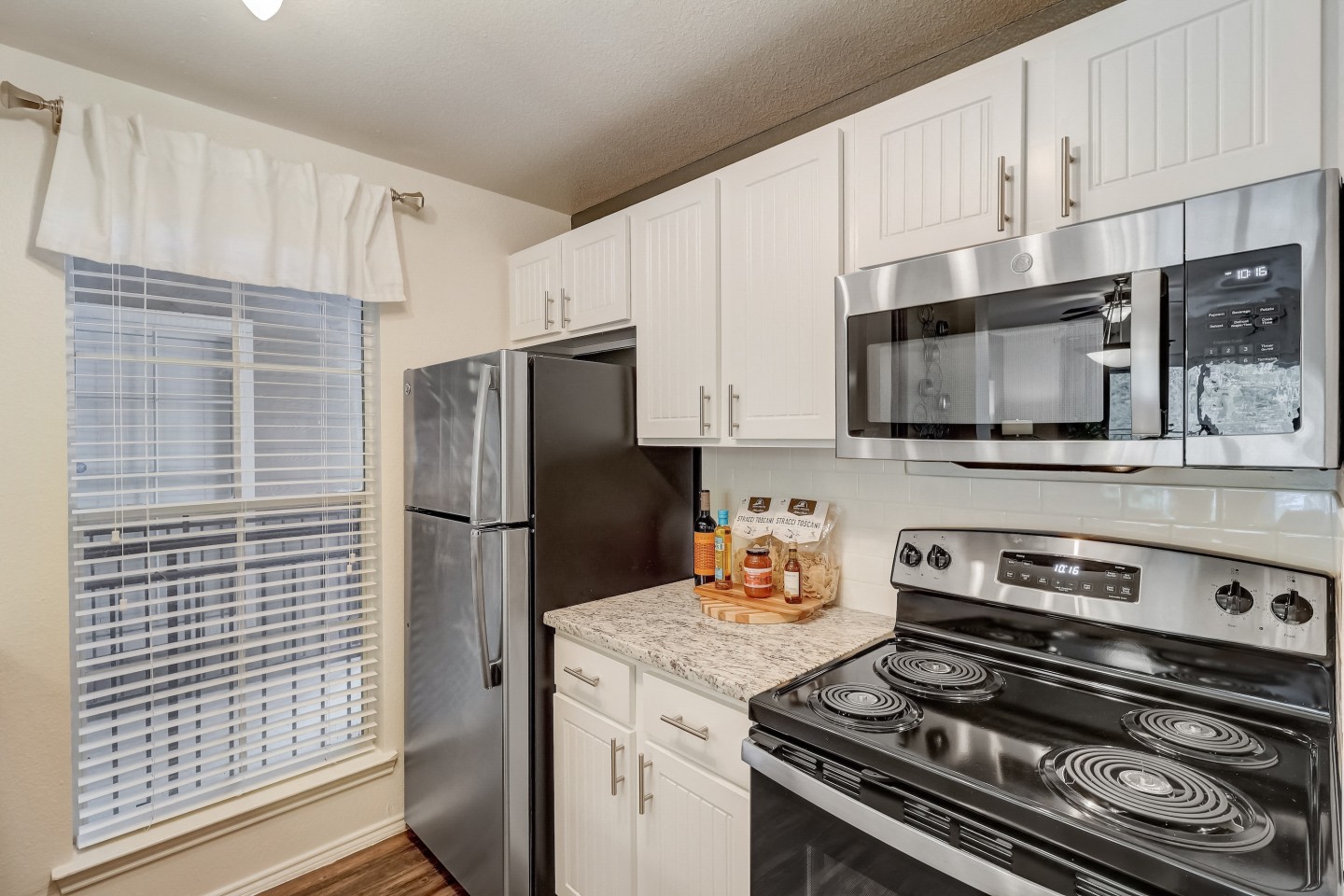 Riverbend Apartments Image 7