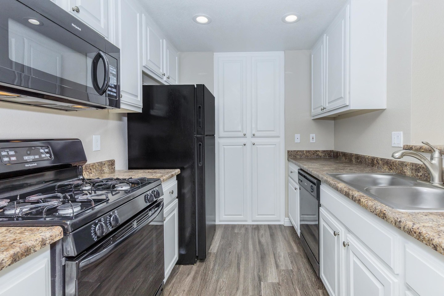 Villas Antonio Apartment Homes Image 30