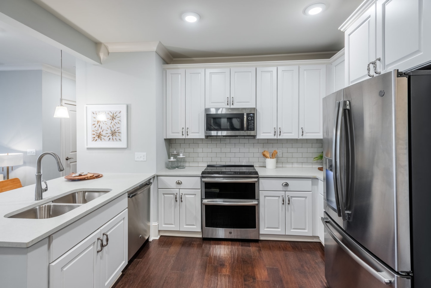 511 Queens Image 1