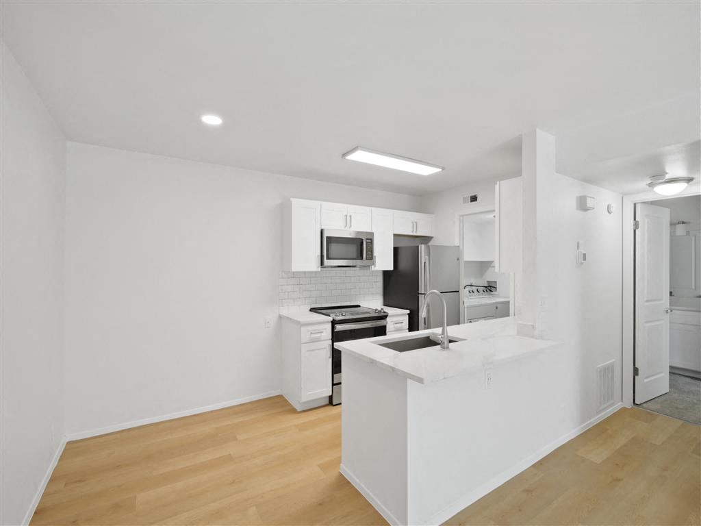 James Pointe Apartments Image 90