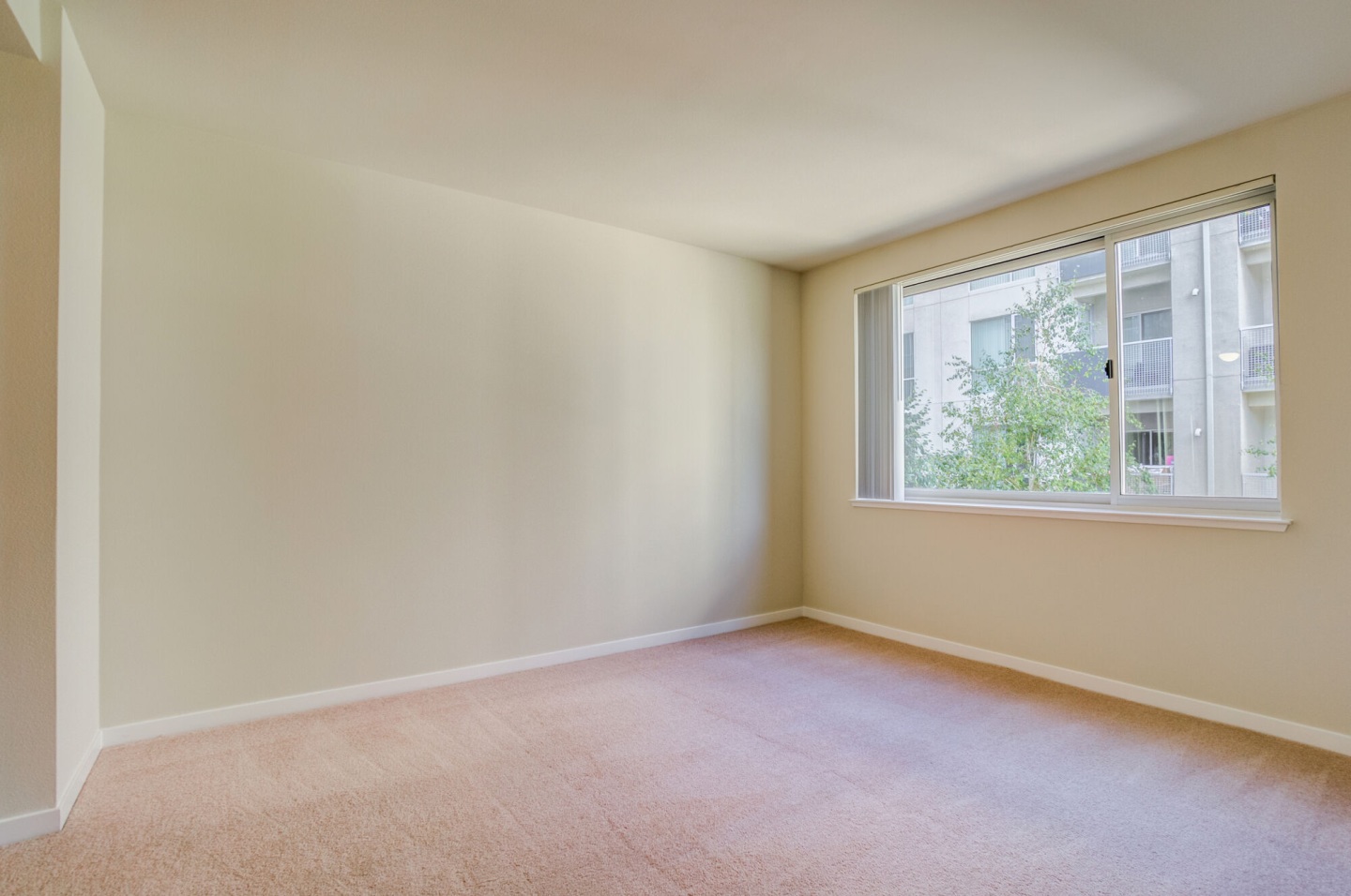550 Moreland Image 23