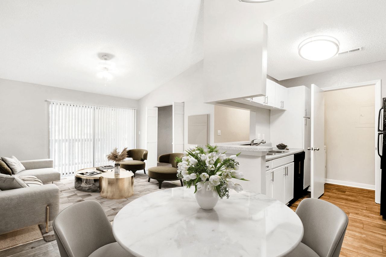 Affordable Housing - Paces Pointe Apartment Homes Image 62