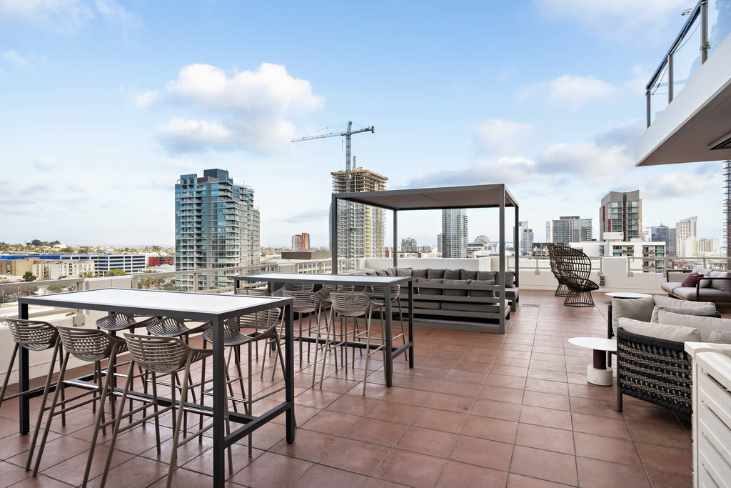 Vantage Pointe Image 29